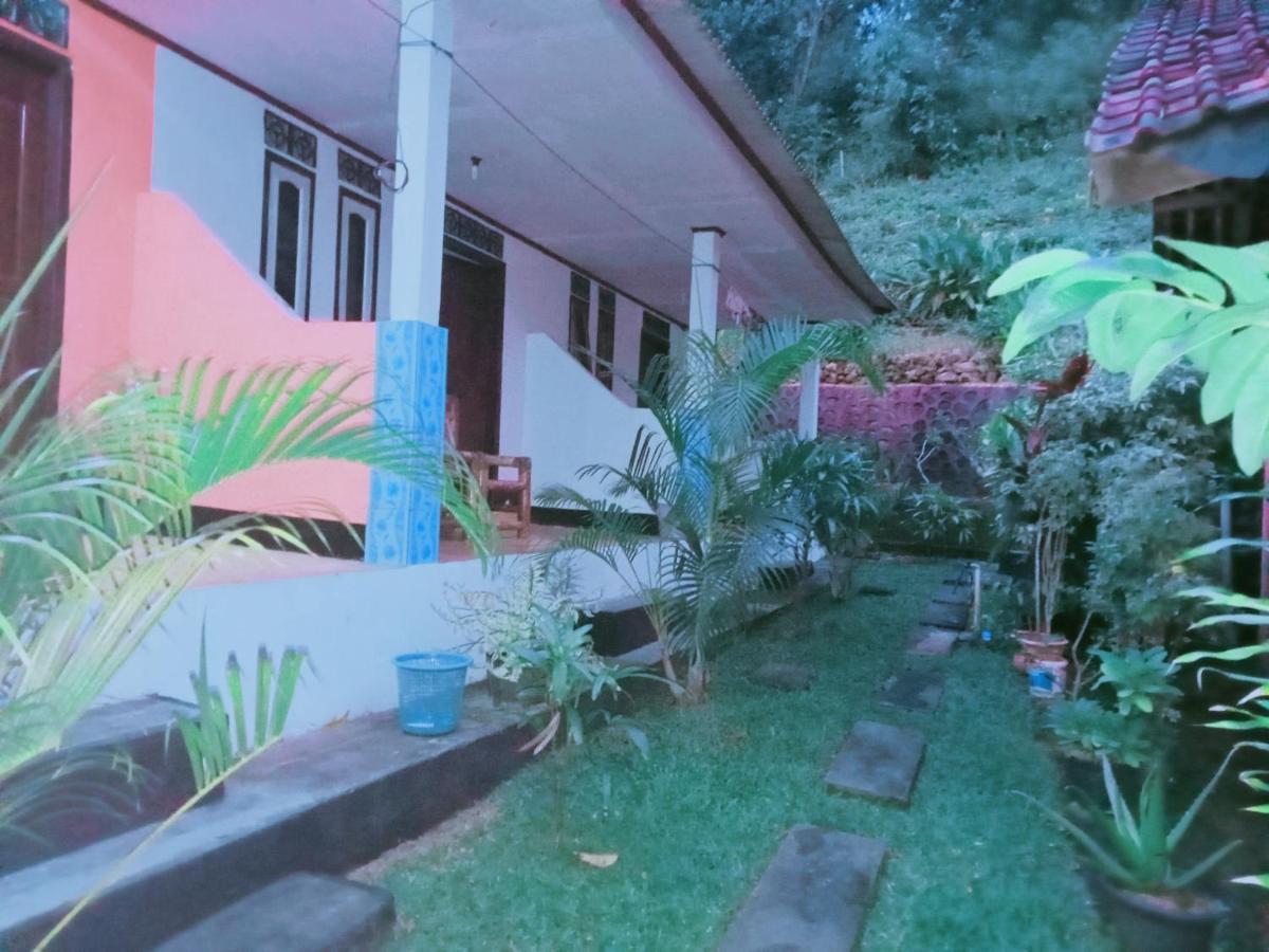 Perwita Homestay Kuta  外观 照片